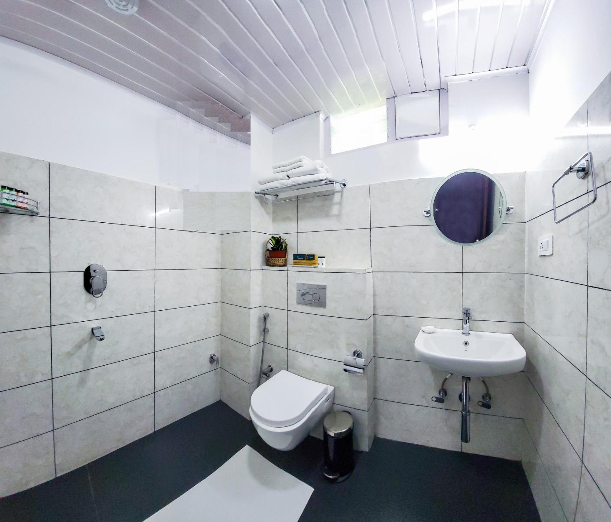 Cilantro Comfort Gangtok Exterior photo